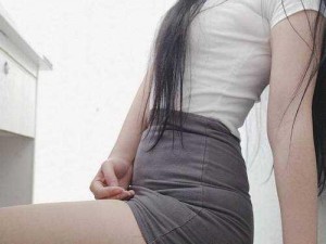 大胆女人人体图片，时尚与艺术的完美结合，展现女性独特魅力